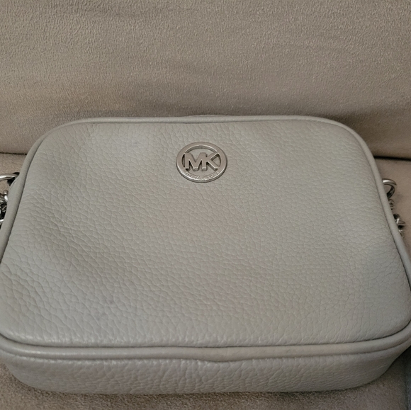 Michael kors women's handbag - Picture 5 of 8